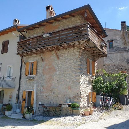 Il Rustico Di Peri Villa Екстериор снимка
