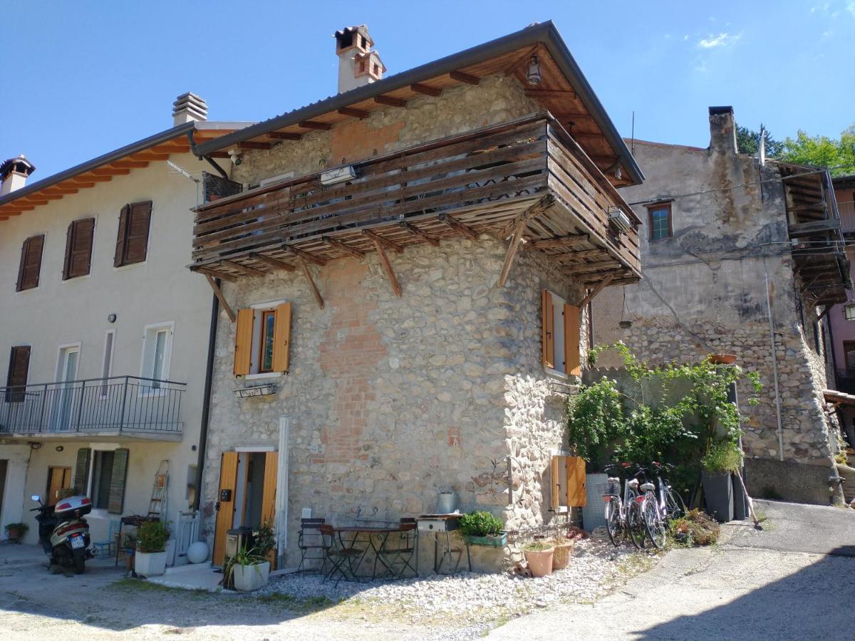 Il Rustico Di Peri Villa Екстериор снимка
